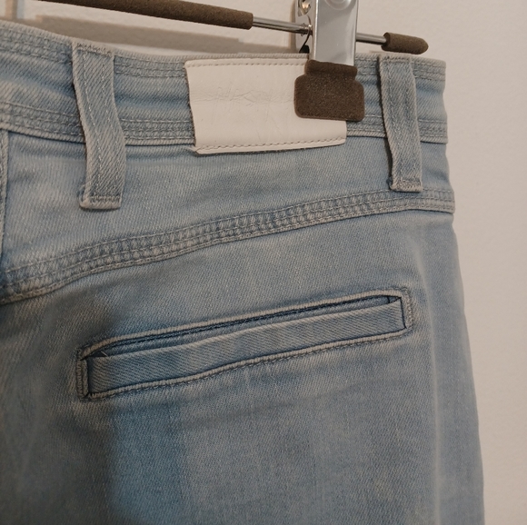 ⚡️SALE⚡️Nasty Gal Light Semi-Acid Wash Skinny Jeans - Picture 12 of 14